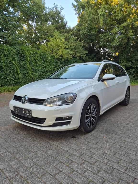 Bild des Angebotes Volkswagen Golf 1.6 TDI DSG BMT ALLSTAR Variant ALLSTAR
