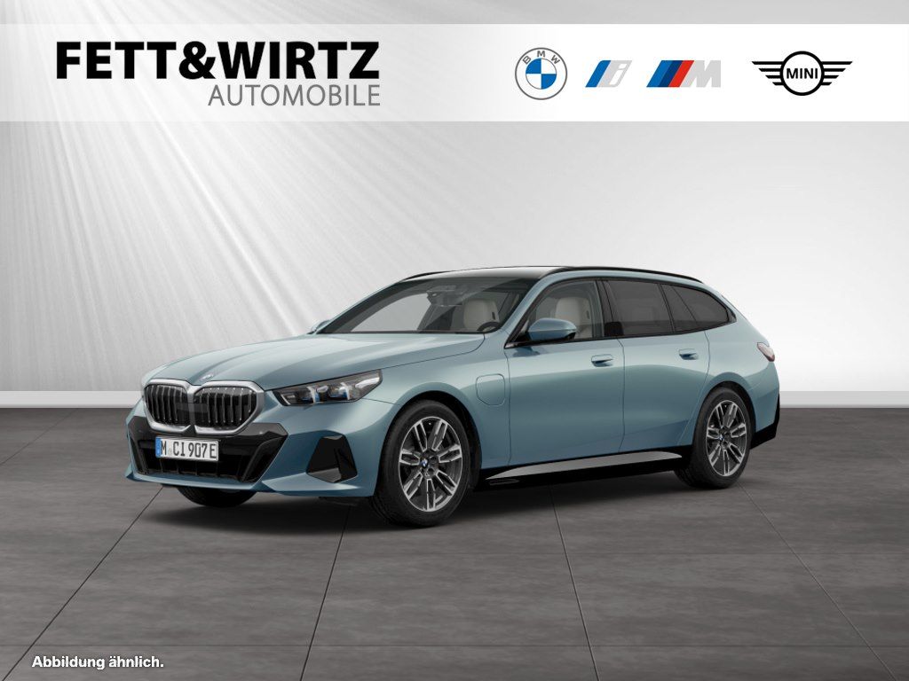Bild des Angebotes BMW 550e xDrive Touring M Sport|AHK|Pano|Autobahnass