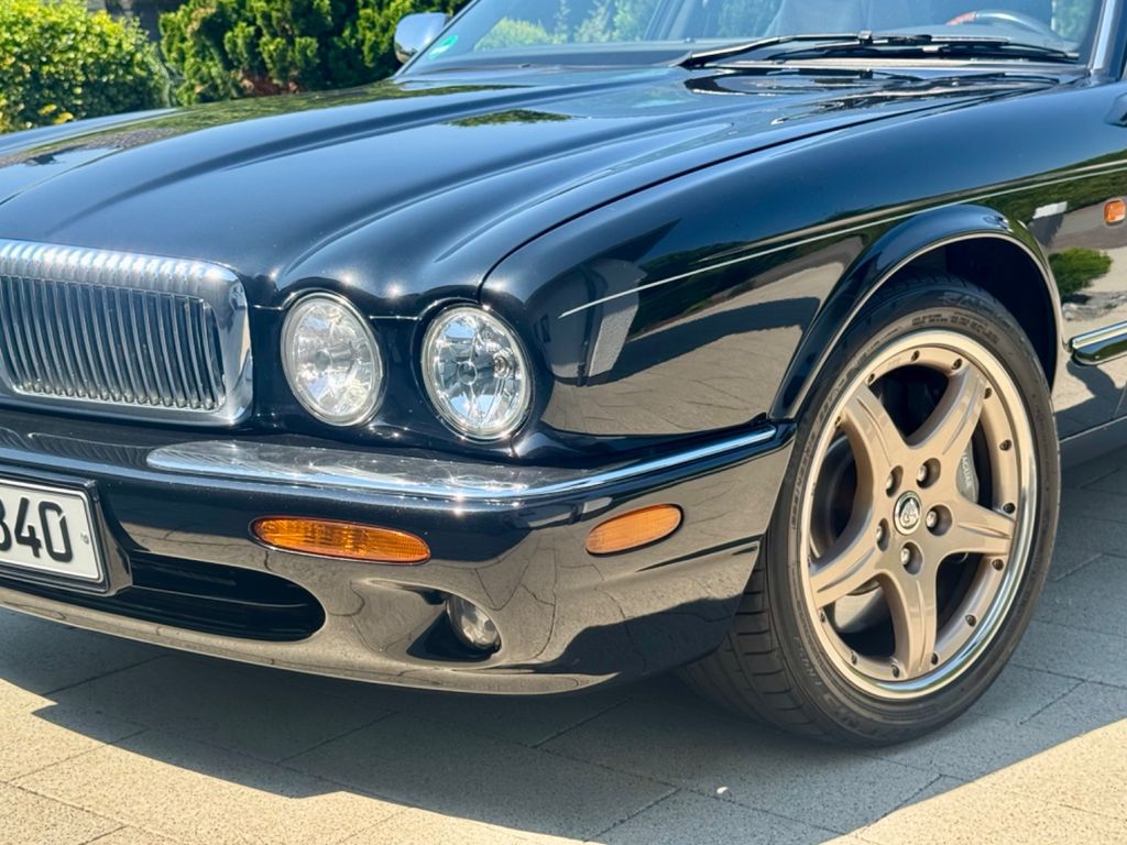 Bild des Angebotes Jaguar Daimler Super V8 4.0 Kompressor LWB / BBS/HU Neu
