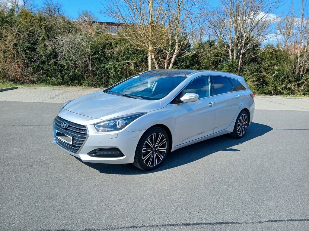 Bild des Angebotes Hyundai i40 1.7 CRDi 104kW blue Premium DCT Premium