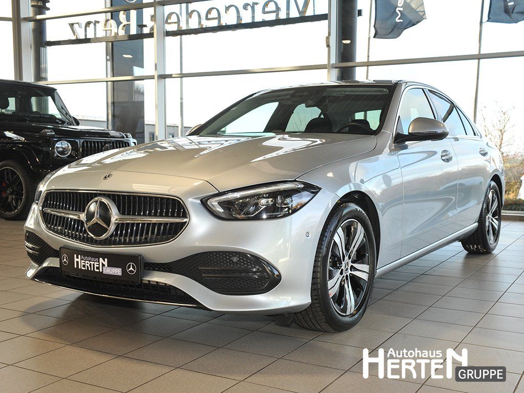 Bild des Angebotes Mercedes-Benz C 200 Avantgarde+AHK+R-KAMERA+LED+WINTER-PAKET+
