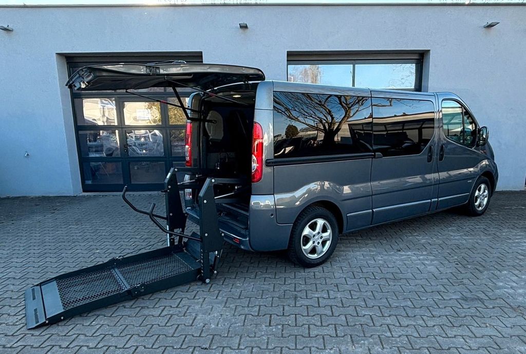 Bild des Angebotes Opel Vivaro Autom. Behindertengerecht Rollstuhllift