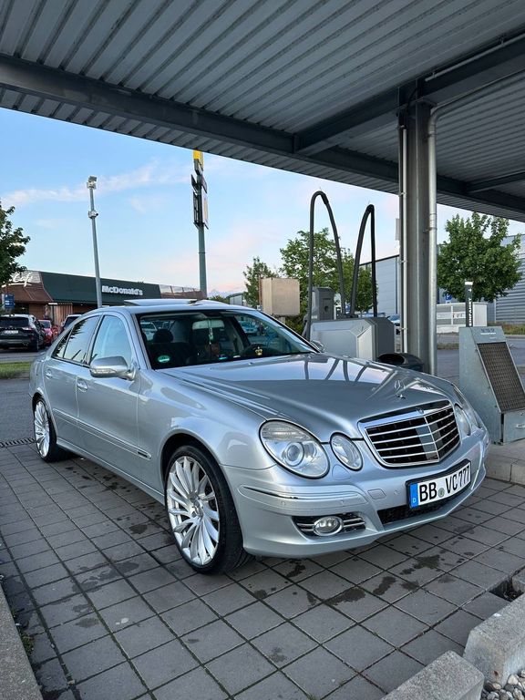 Bild des Angebotes Mercedes-Benz E300