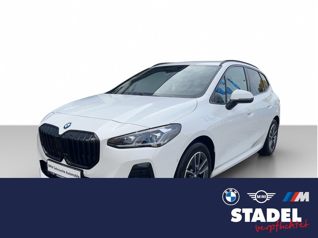 Bild des Angebotes BMW 220i Active Tourer M Sportpaket AHK*LHZ*Komfort.