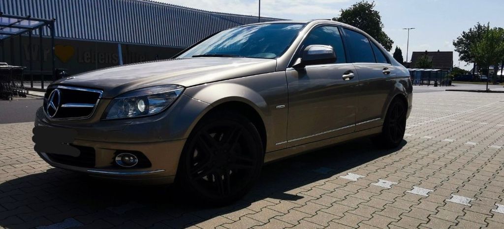 Bild des Angebotes Mercedes-Benz C 350 / BI-XENON / Harman Kardon / AMG-Felgen
