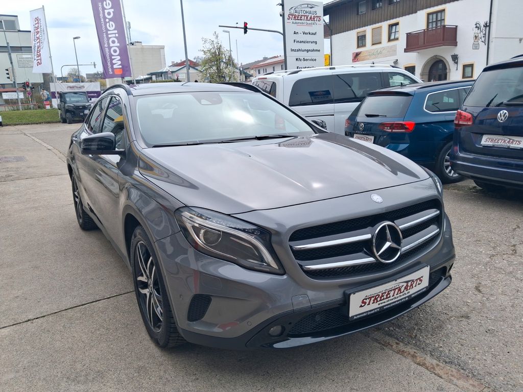 Bild des Angebotes Mercedes-Benz GLA 220 CDI / d Automatik Panorama PDC 8fach