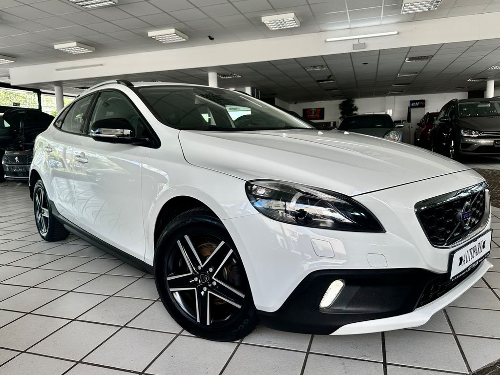 Bild des Angebotes Volvo V40 Cross Country Aut. You! Navi Xenon LED 1HD!