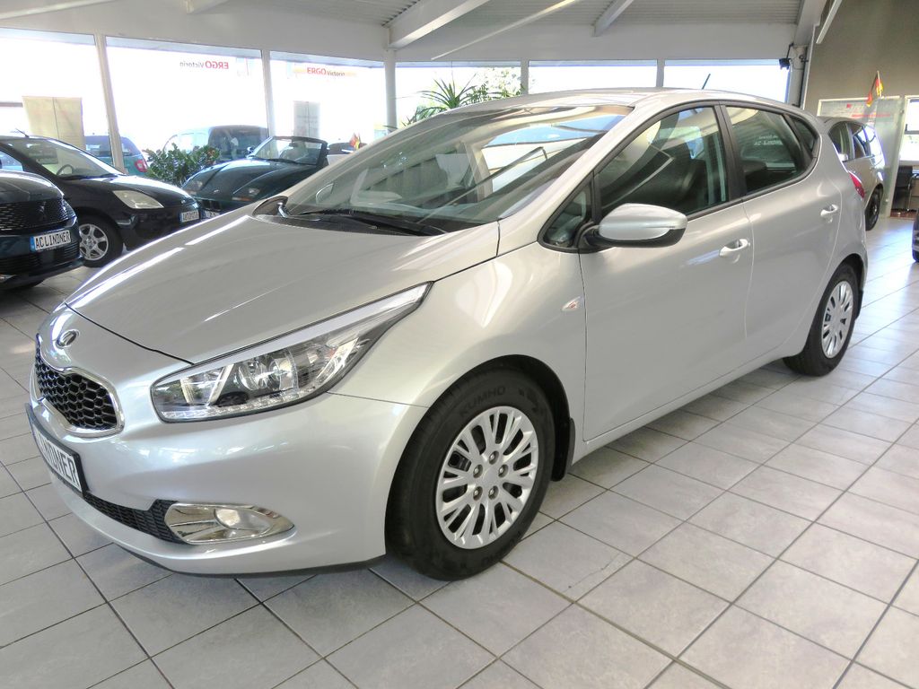 Bild des Angebotes Kia Ceed Edition 7*1.Hand*Klima*AHK*Bluetooth*HU neu