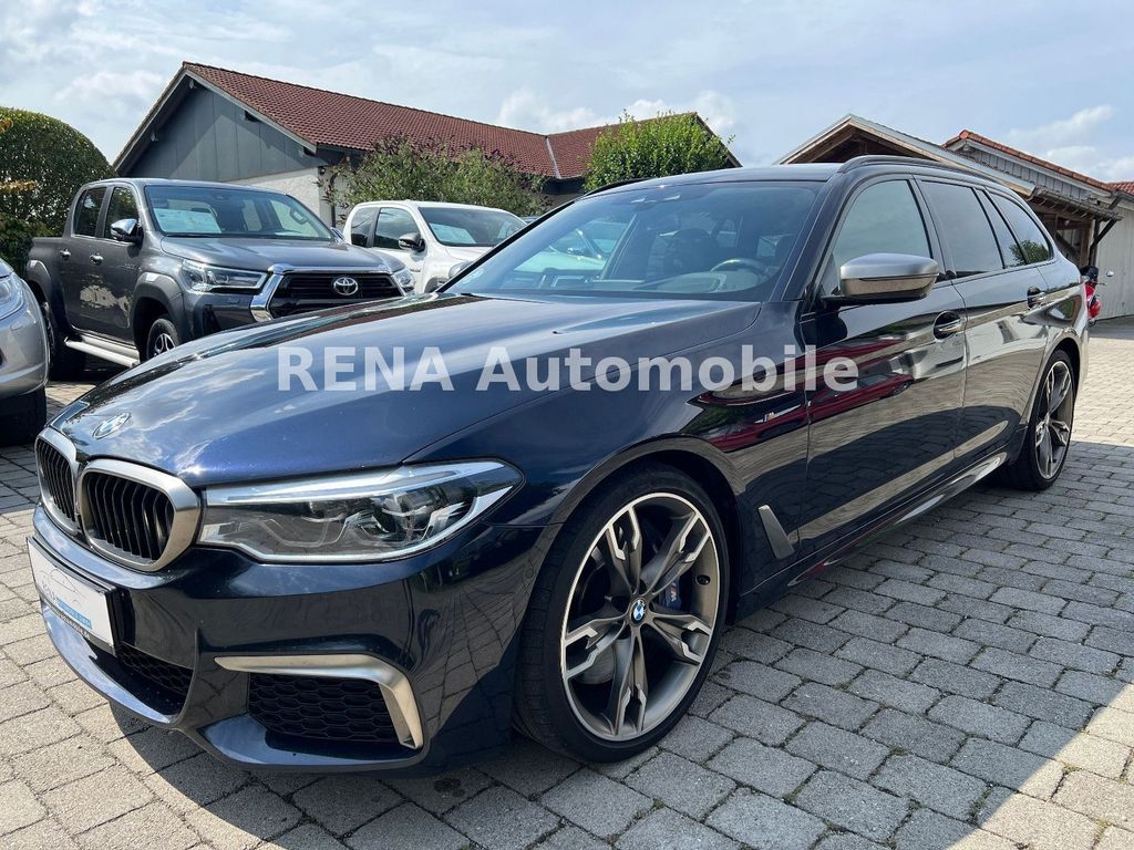 Bild des Angebotes BMW M550 d Touring xDrive*PANO*NAVI*20 Zoll*
