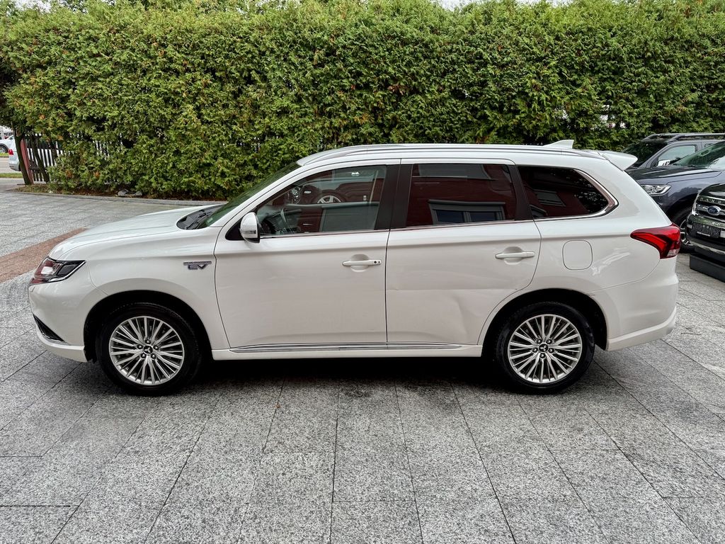 Bild des Angebotes Mitsubishi Outlander PHEV 4WD Diamant *Leder*Navi*Kamera*