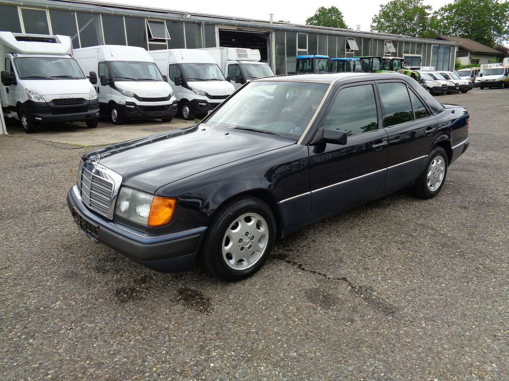 Bild des Angebotes Mercedes-Benz E230 Limousine *Klima*H-Kennzeichen*
