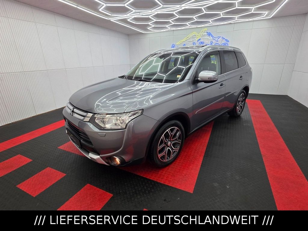 Bild des Angebotes Mitsubishi Outlander Instyle 4WD Autom Kamera Navi 7 Sitzer