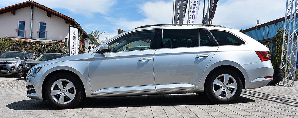 Bild des Angebotes Skoda Superb Combi Ambition/Unfallfrei