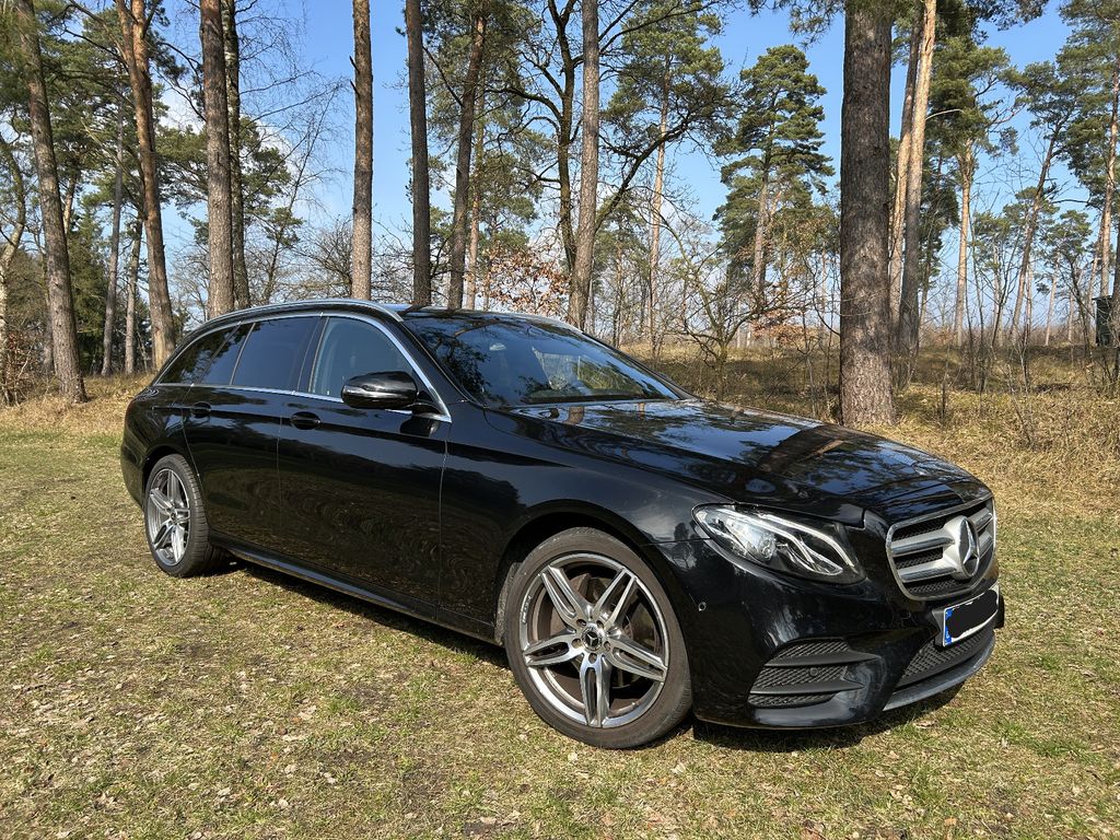 Bild des Angebotes Mercedes-Benz E 250 T-Mod AMG Line/Widescreen/Kamera/AHK