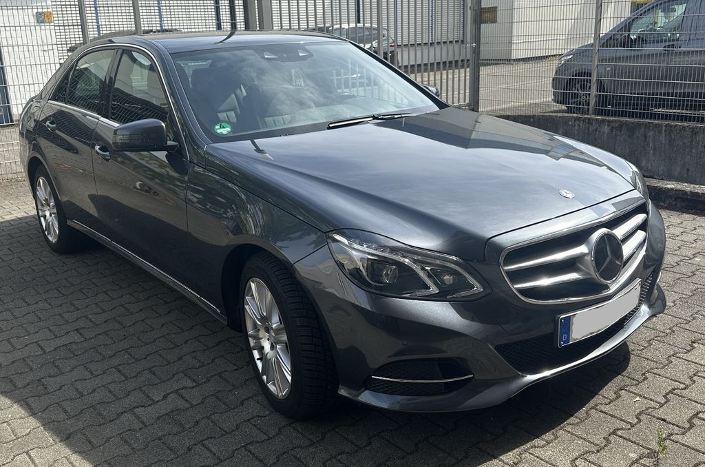 Bild des Angebotes Mercedes-Benz E350 BlueTec 4Matic Avantgarde Limousine