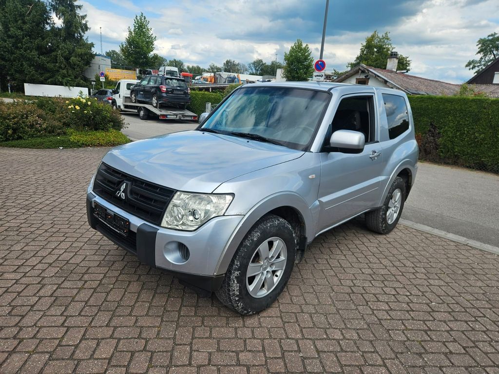Bild des Angebotes Mitsubishi Pajero 3.2 DI-D Invite