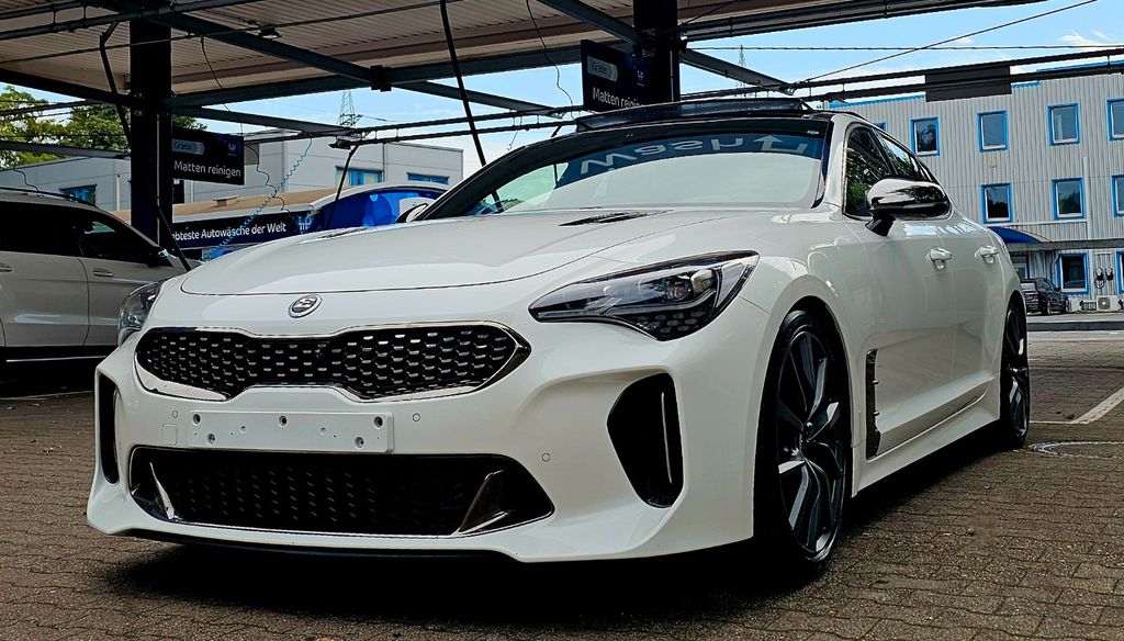 Bild des Angebotes Kia Stinger 2.2 CRDi GT-Line  * VOLL  Ausstattung !!