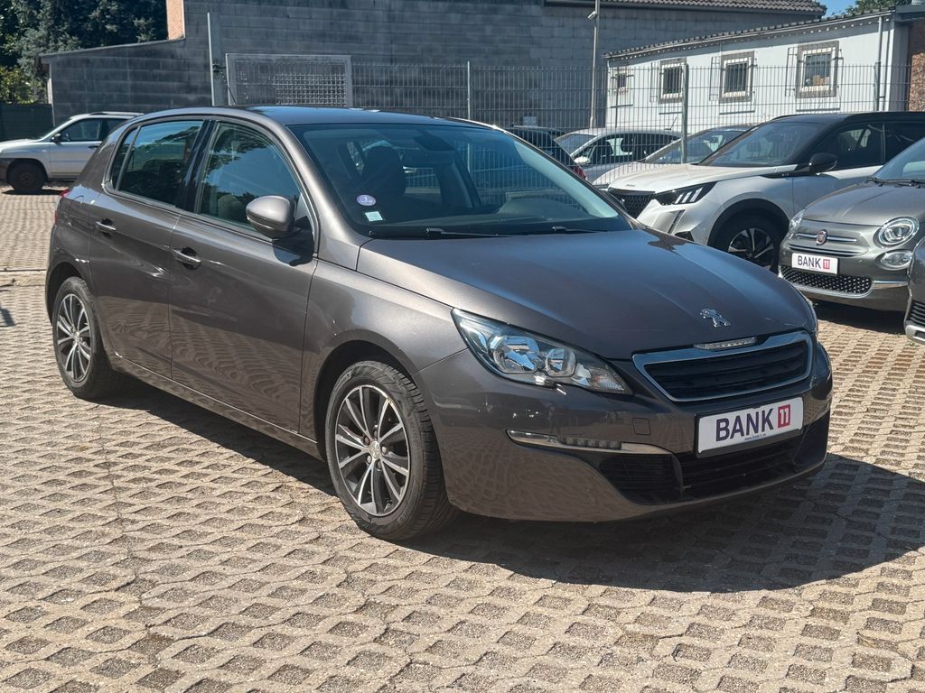 Bild des Angebotes Peugeot 308 1,2i*Navi*Klima*