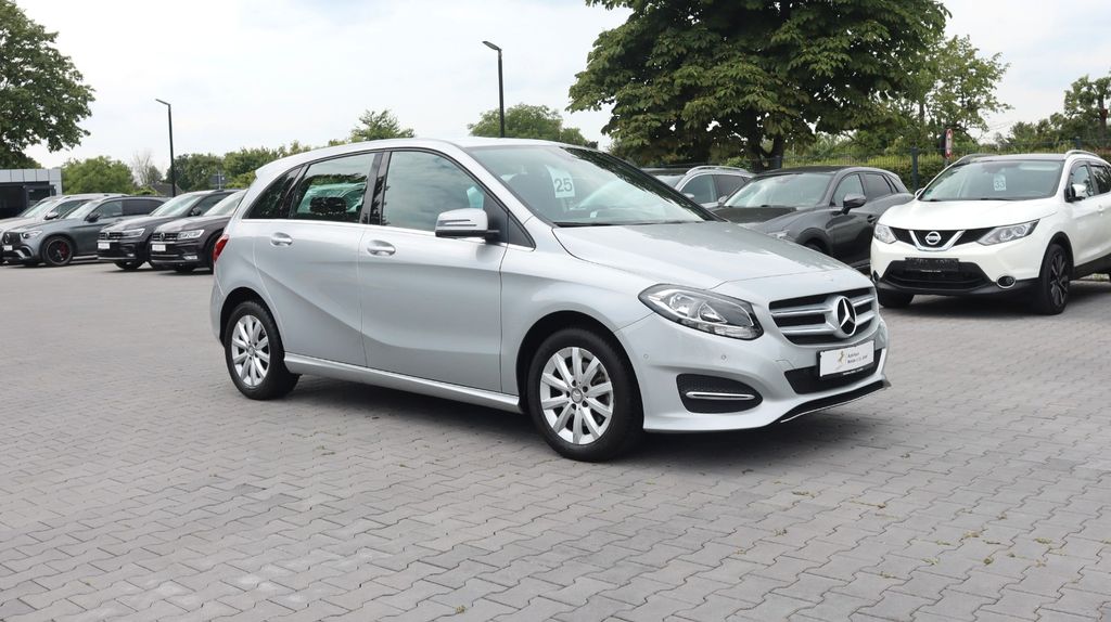 Mercedes-Benz B220 4Matic Style Aut Navi PDC Klima Memory Temp