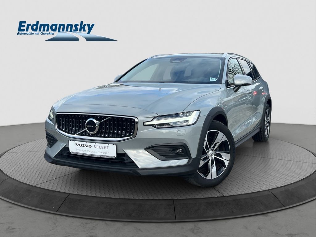 Bild des Angebotes Volvo V60 B4 Cross Country Plus AWD/Leder/BLIS/hzb.FS