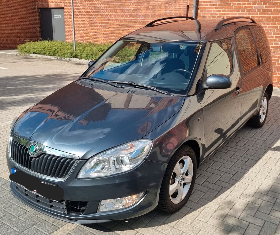 Bild des Angebotes Skoda Roomster 1.2l TSI 77kW Panorama-Dach PDC