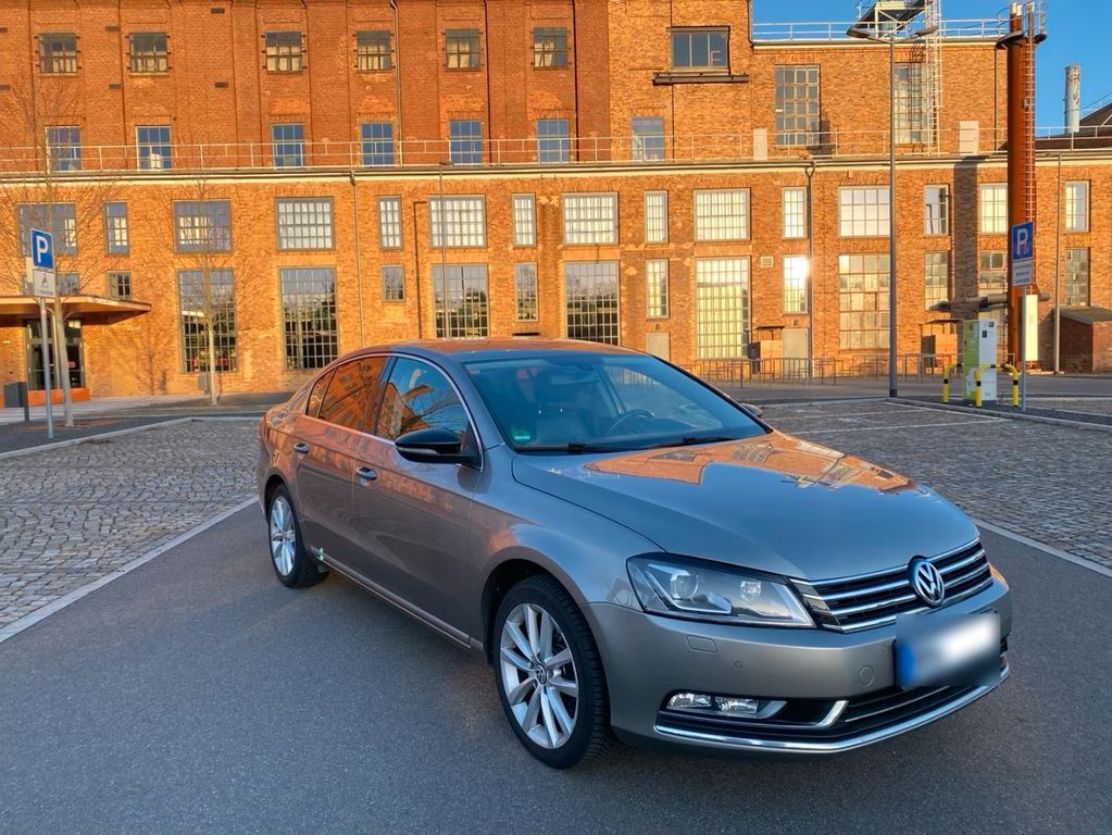 Bild des Angebotes Volkswagen Passat 2.0 TSI DSG Highline