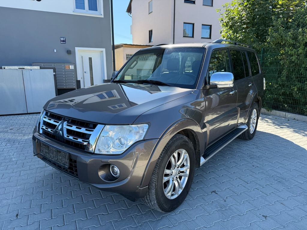 Bild des Angebotes Mitsubishi Pajero 3.2 DI-D Edition 30 S-Dach Kam AHK 1.Hand