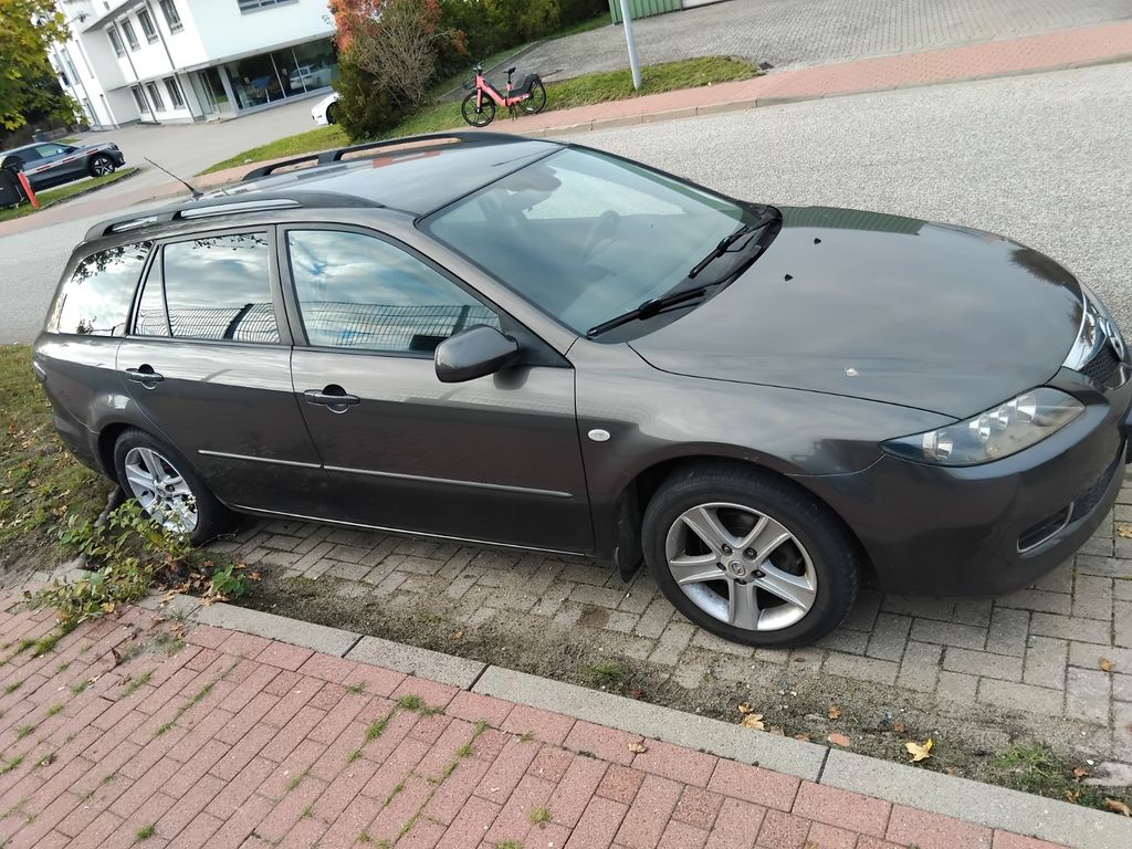 Mazda 6
