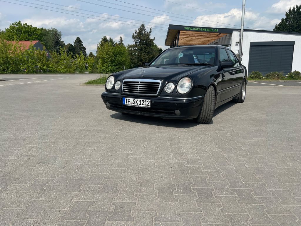 Bild des Angebotes Mercedes-Benz E 50 AMG AMG
