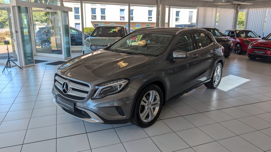 Bild des Angebotes Mercedes-Benz GLA 200 Urban *Leder*Kamera*Bi-Xenon*Navi*SHZ*