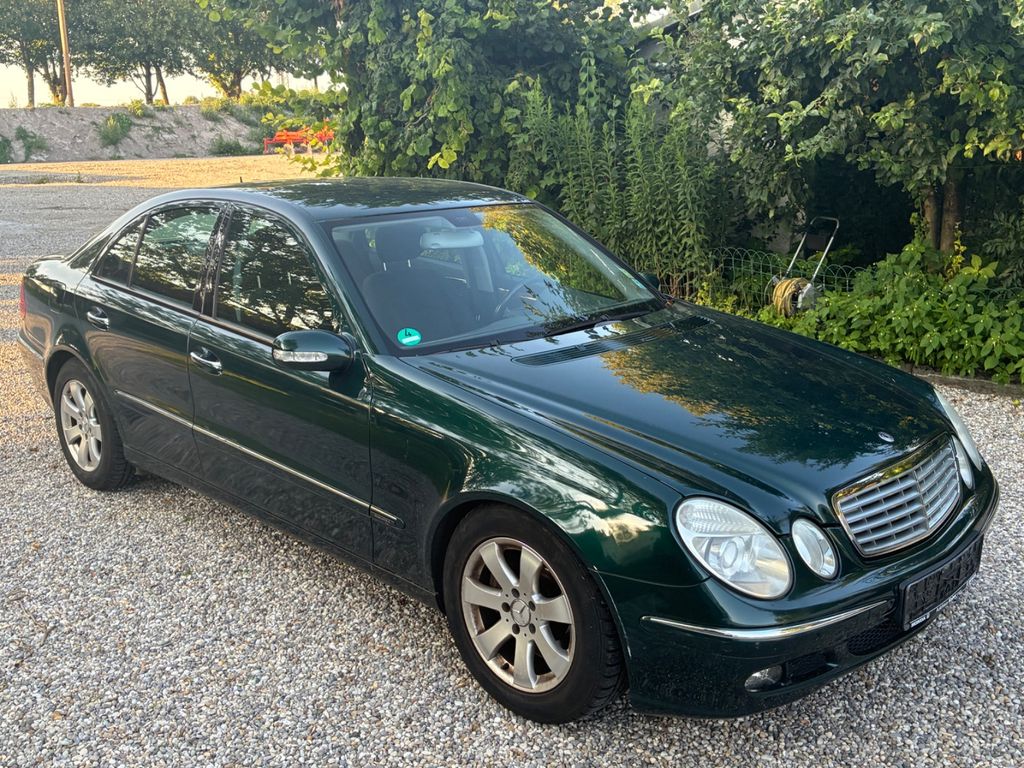 Bild des Angebotes Mercedes-Benz E 350 ELEGANCE Limousine Aut. Navi PDC Tempomat