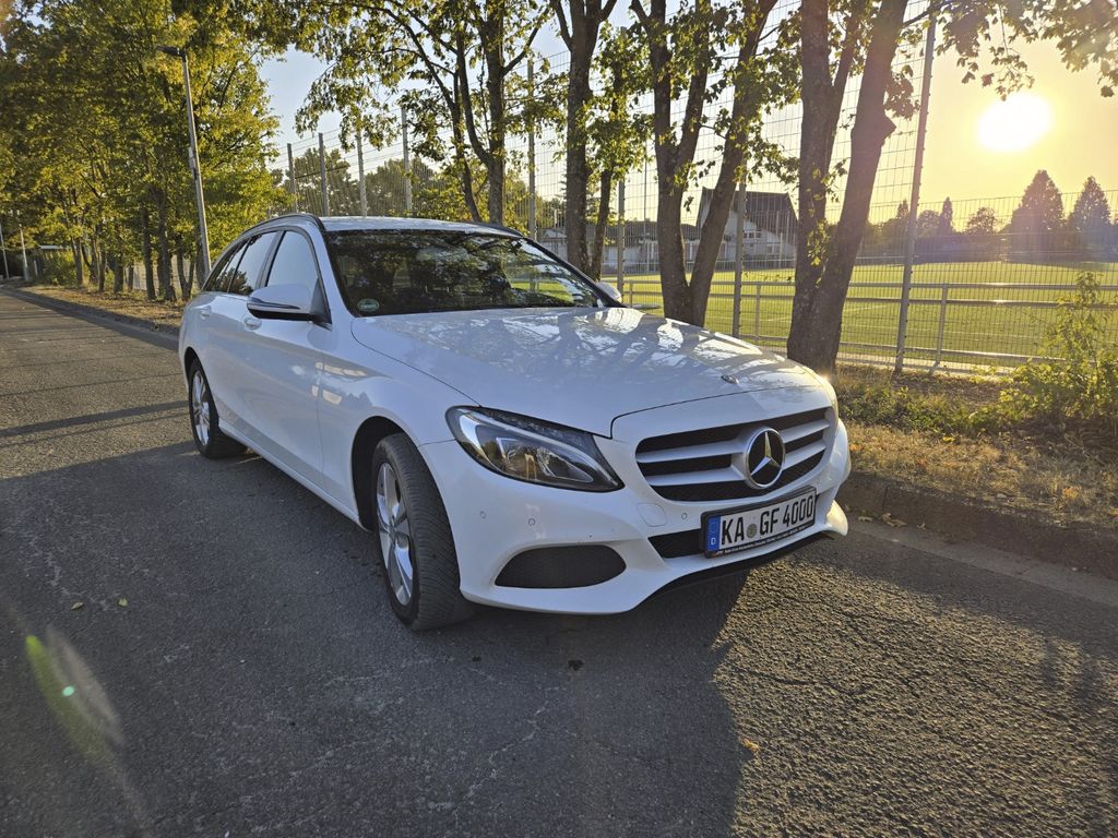 Bild des Angebotes Mercedes-Benz C 300 h - Zustand: sehr gut! Garagenwagen