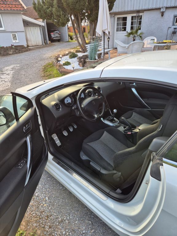 Bild des Angebotes Peugeot 308 CC Tendance 120 VTi Tendance