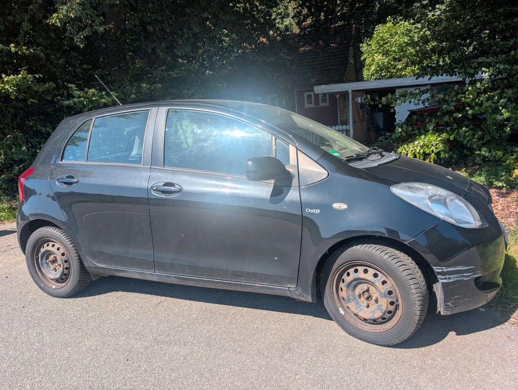 Bild des Angebotes Toyota Yaris Luna 1,4-l-D-4D Luna