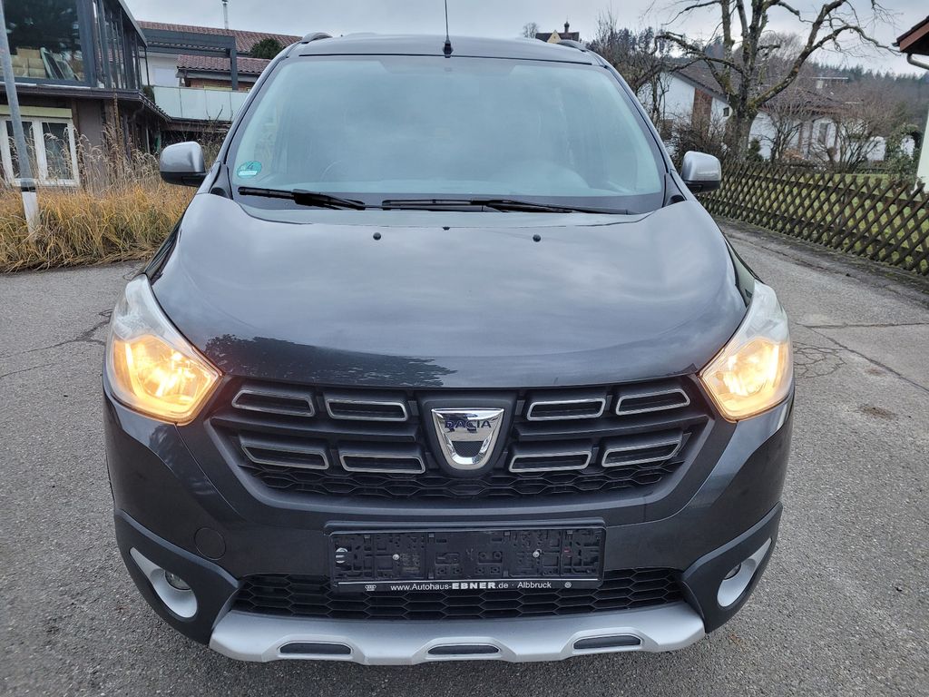 Bild des Angebotes Dacia Lodgy Stepway Celebration