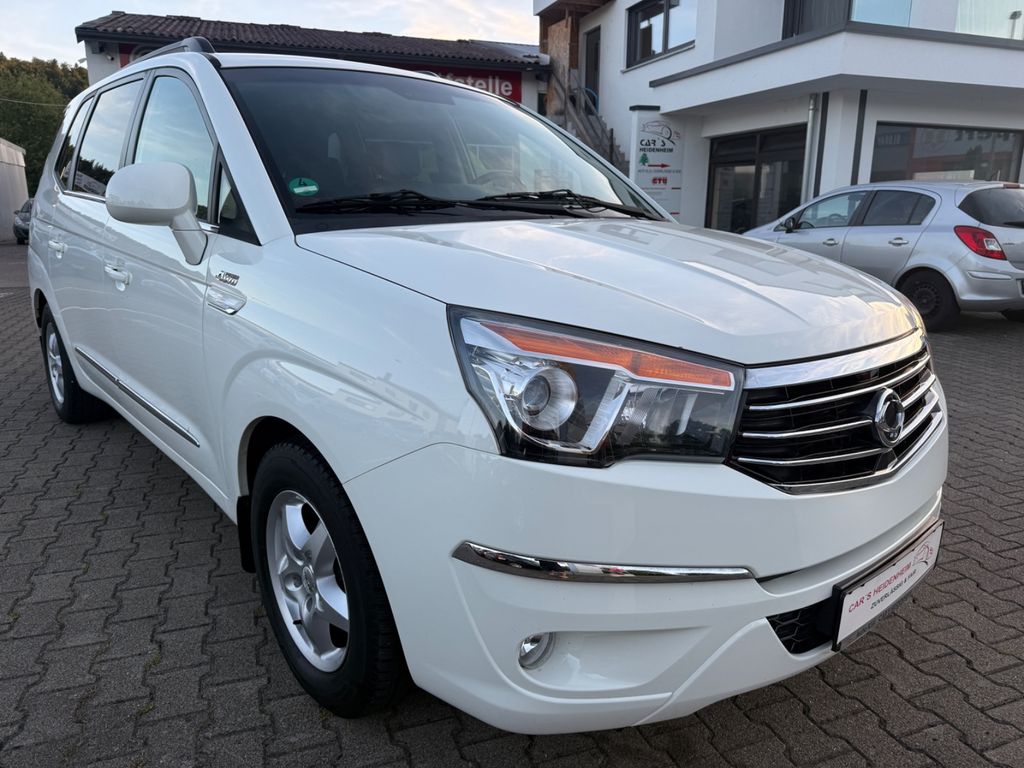 Ssangyong Rodius Quartz 4WD Automatik 7 Sitze Leder 1Hand