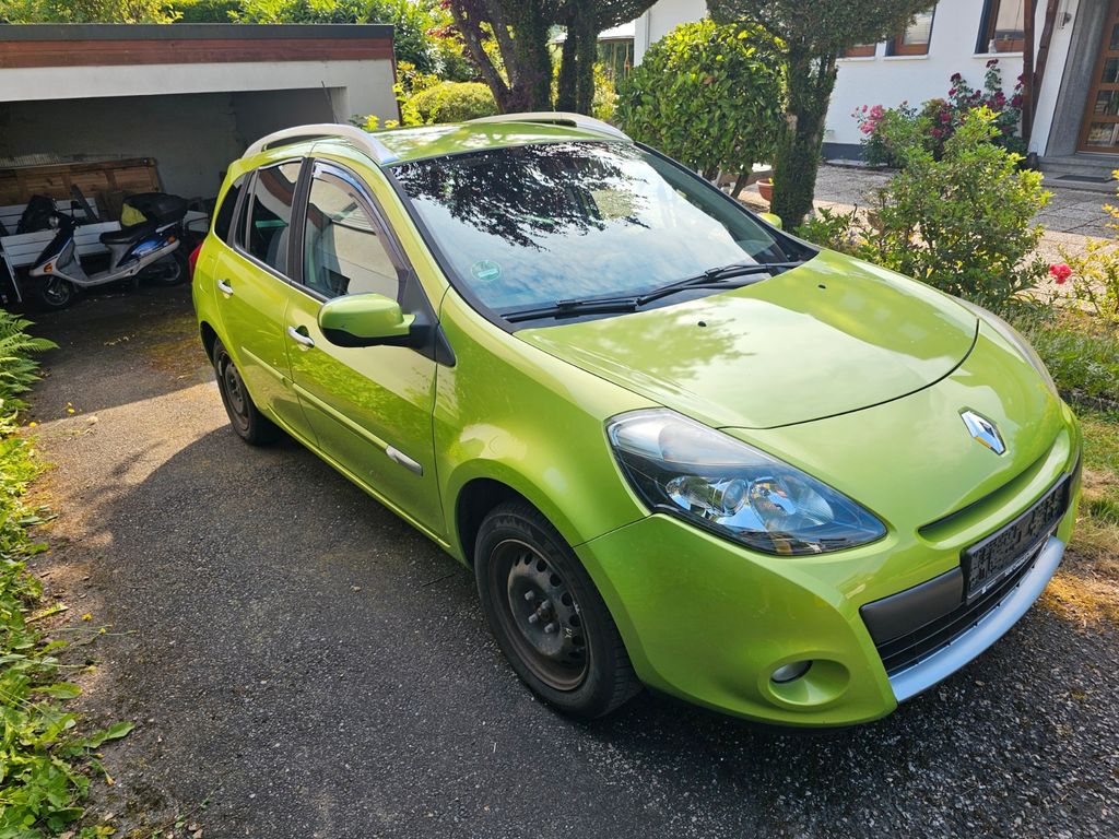 Bild des Angebotes Renault Clio Grandtour by Rip Curl 1.2 16V TCE Rip Curl