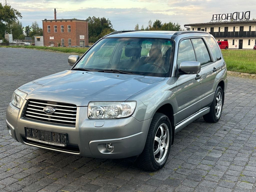 Subaru Forester 2.0 X Comfort Automati*Allrad TÜV 09/27