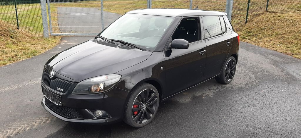 Bild des Angebotes Skoda Fabia RS 1.4l TSI DSG Black Line, Navi, Sitzh.