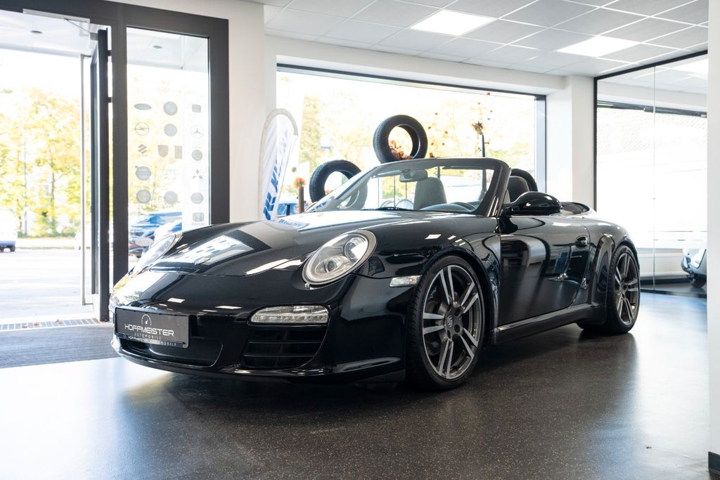 Porsche 911 Carrera Black Edition Cabrio