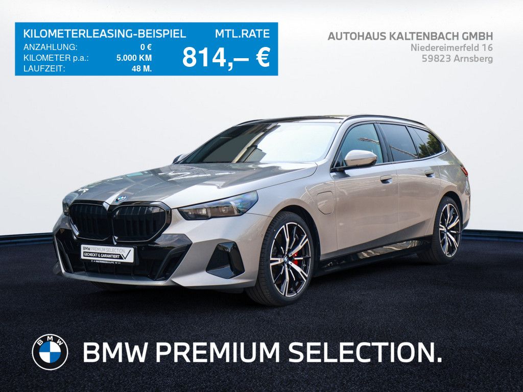Bild des Angebotes BMW 550e Touring xDrive M-Sport Pro PANO AHK HUD LED