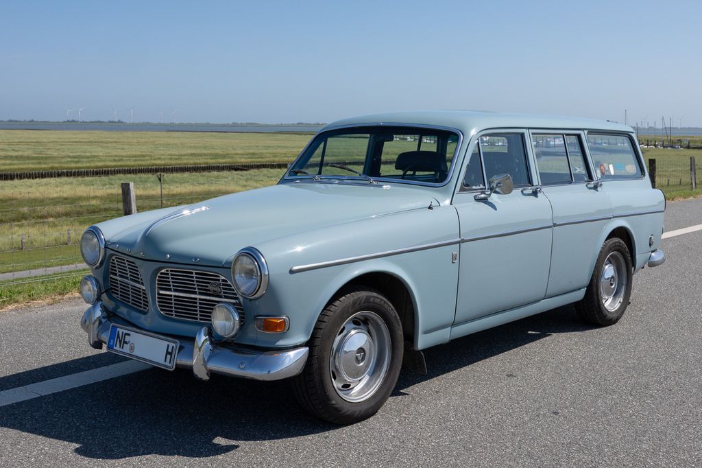 Bild des Angebotes Volvo Amazon Kombi Hellblau 1965 TÜV August 2028