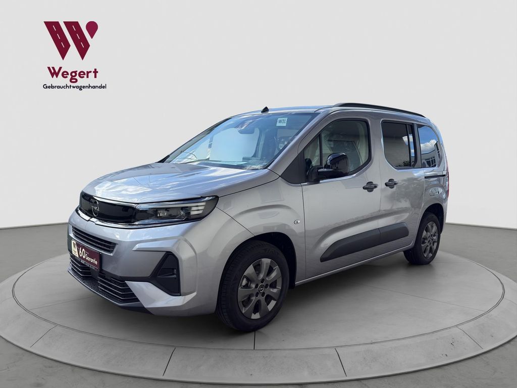 Bild des Angebotes Opel Combo Life Edition*AHK*SITZHEIZUNG*CARPLAY*