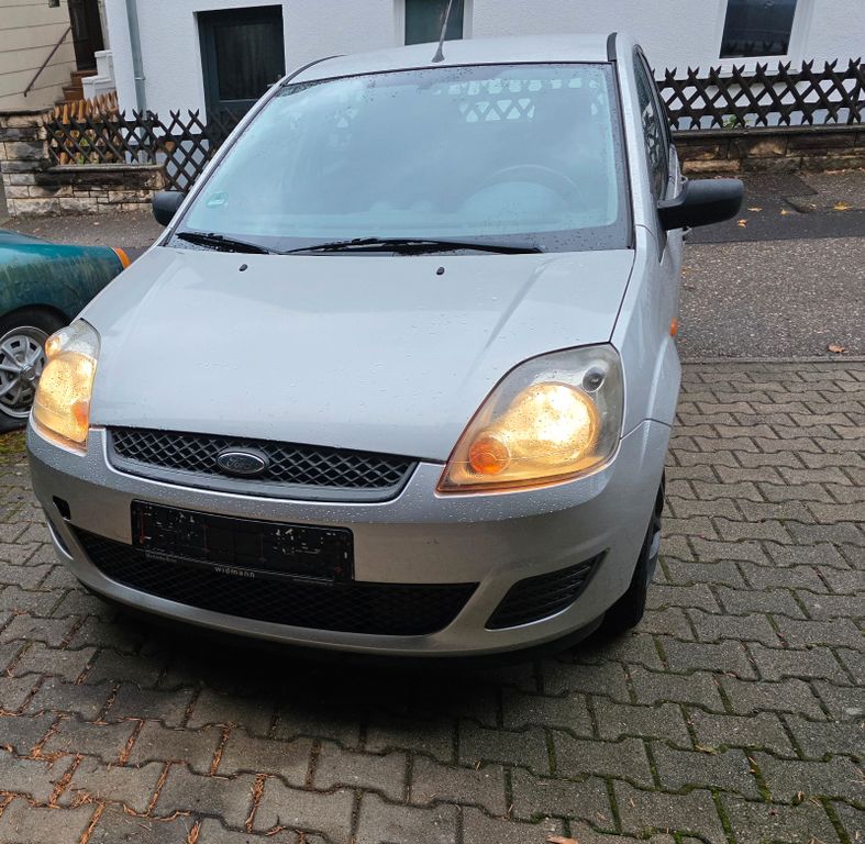 Bild des Angebotes Ford Fiesta 1,3 51kW Ghia Ghia tüv bis 11.2027