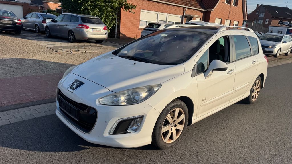 Bild des Angebotes Peugeot 308 SW Family