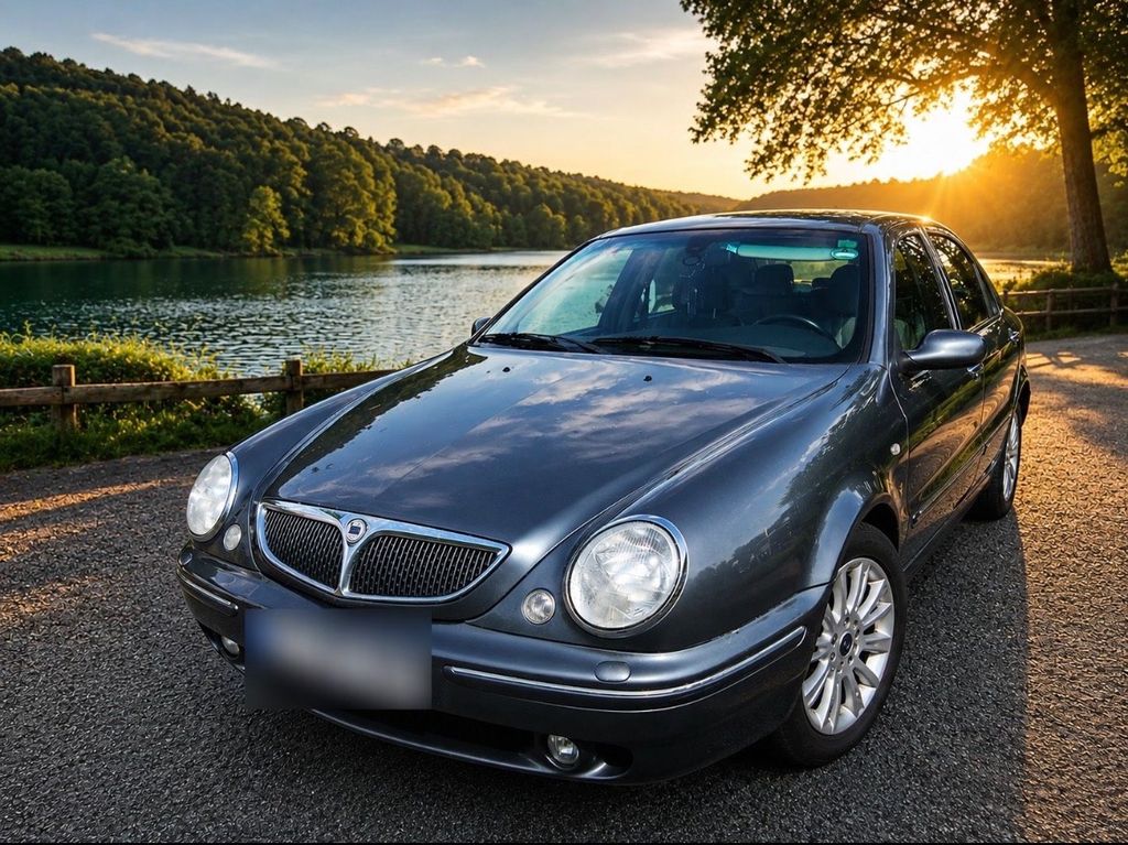 Bild des Angebotes Lancia Lybra 2.0 LX comfortronic LX