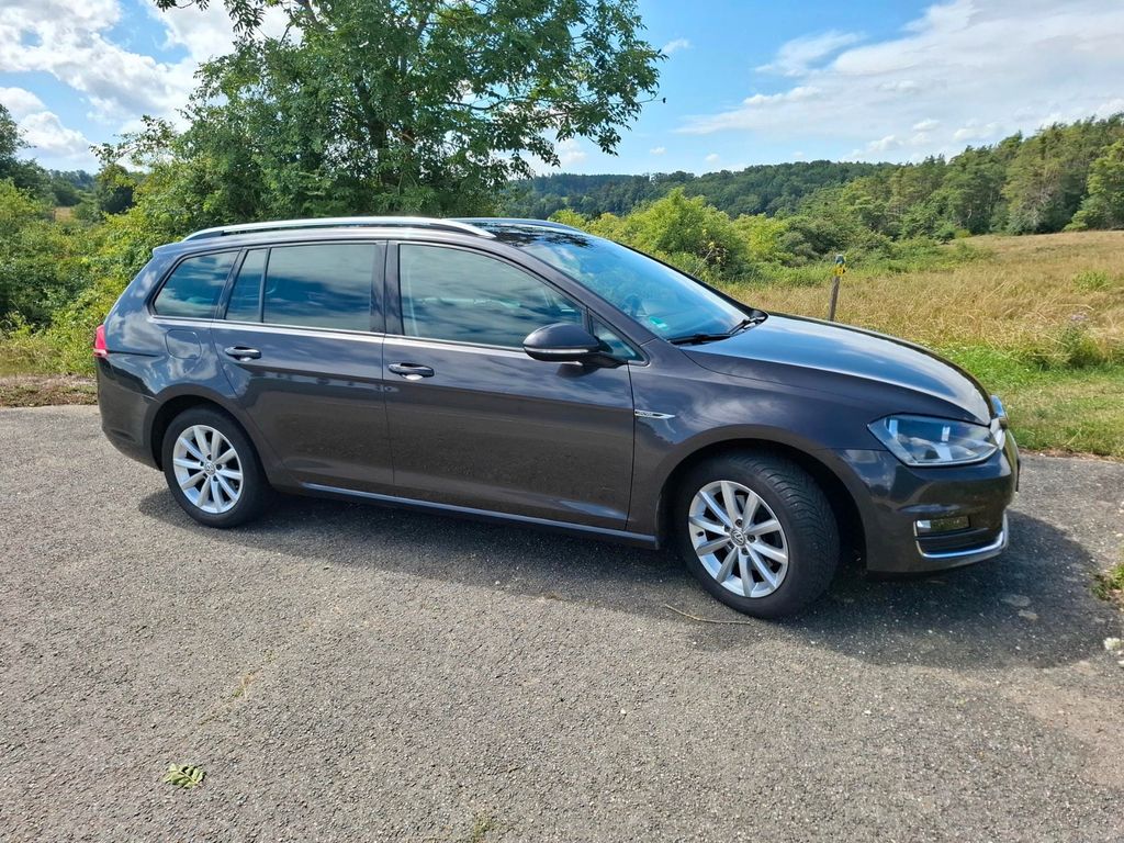 Bild des Angebotes Volkswagen Golf 1.6 TDI BMT LOUNGE Variant LOUNGE