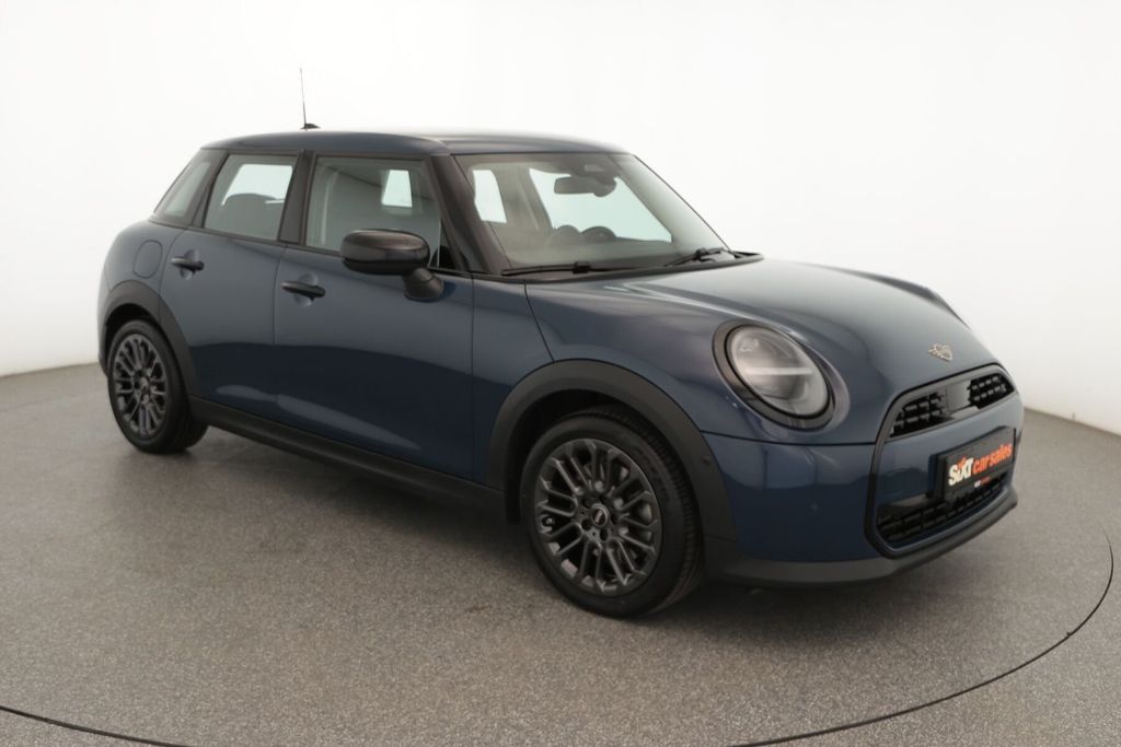 Bild des Angebotes MINI Cooper C Essential Trim ParkAs*RFK*SHZ*LED*PDC