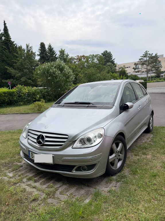 Bild des Angebotes Mercedes-Benz 200