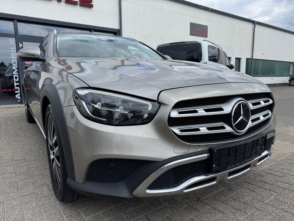 Bild des Angebotes Mercedes-Benz E 220 d 4Matic All-Terrain/Avantg/Panorama/Distr